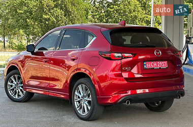Позашляховик / Кросовер Mazda CX-5 2024 в 