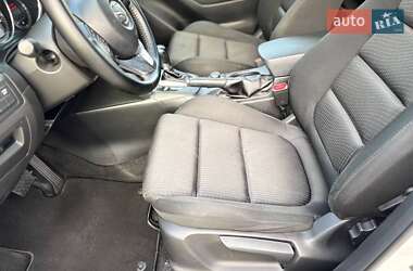 Позашляховик / Кросовер Mazda CX-5 2013 в 