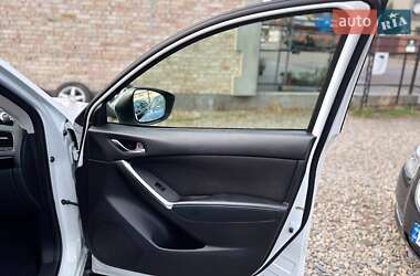 Позашляховик / Кросовер Mazda CX-5 2013 в 