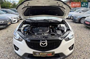Позашляховик / Кросовер Mazda CX-5 2013 в 