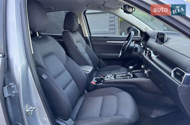 Позашляховик / Кросовер Mazda CX-5 2017 в 