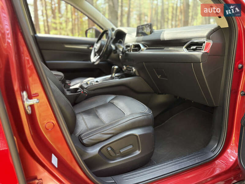 Позашляховик / Кросовер Mazda CX-5 2017 в Охтирці