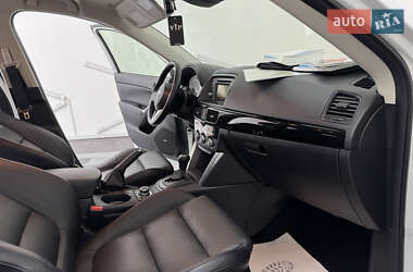 Позашляховик / Кросовер Mazda CX-5 2013 в 