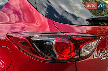 Позашляховик / Кросовер Mazda CX-5 2014 в 