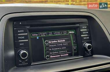 Позашляховик / Кросовер Mazda CX-5 2014 в 