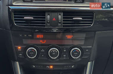 Позашляховик / Кросовер Mazda CX-5 2014 в 