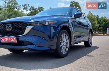 Позашляховик / Кросовер Mazda CX-5 2024 в 