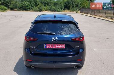 Позашляховик / Кросовер Mazda CX-5 2024 в 