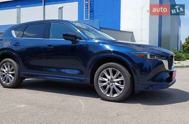 Позашляховик / Кросовер Mazda CX-5 2024 в 
