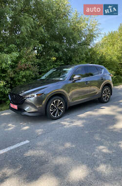 Позашляховик / Кросовер Mazda CX-5 2022 в 