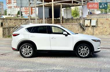Позашляховик / Кросовер Mazda CX-5 2021 в 