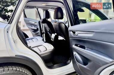 Позашляховик / Кросовер Mazda CX-5 2021 в 
