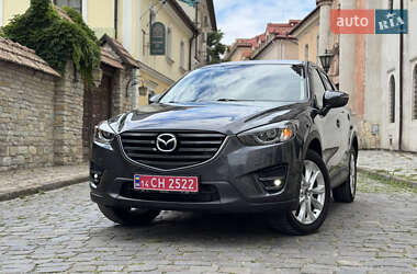 Позашляховик / Кросовер Mazda CX-5 2015 в 