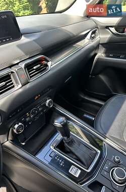 Позашляховик / Кросовер Mazda CX-5 2017 в 