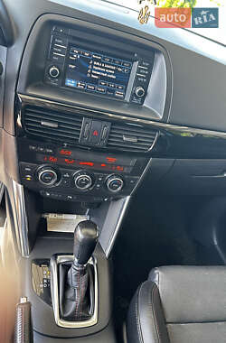 Позашляховик / Кросовер Mazda CX-5 2014 в 