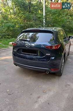 Позашляховик / Кросовер Mazda CX-5 2019 в 