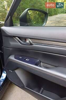 Позашляховик / Кросовер Mazda CX-5 2019 в 