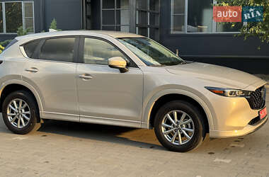 Внедорожник / Кроссовер Mazda CX-5 2023 в 