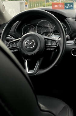 Позашляховик / Кросовер Mazda CX-5 2022 в 