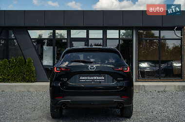 Позашляховик / Кросовер Mazda CX-5 2023 в 