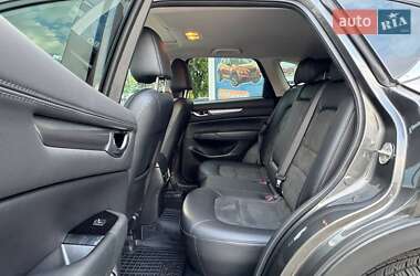 Позашляховик / Кросовер Mazda CX-5 2019 в 