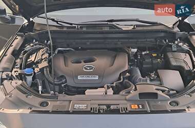 Позашляховик / Кросовер Mazda CX-5 2018 в 