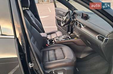 Позашляховик / Кросовер Mazda CX-5 2018 в 