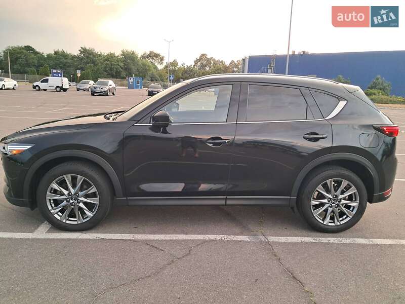 Позашляховик / Кросовер Mazda CX-5 2018 в Дніпрі