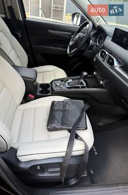 Позашляховик / Кросовер Mazda CX-5 2024 в 