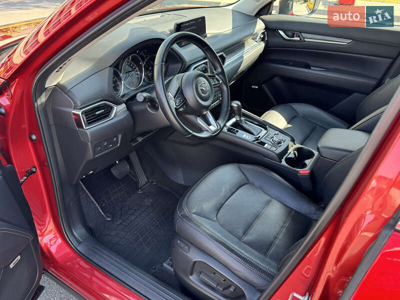Позашляховик / Кросовер Mazda CX-5 2019 в Дніпрі