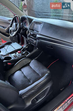 Позашляховик / Кросовер Mazda CX-5 2015 в 