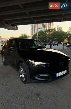 Позашляховик / Кросовер Mazda CX-5 2020 в 