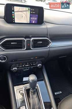 Позашляховик / Кросовер Mazda CX-5 2019 в 