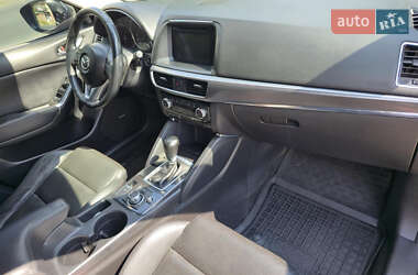 Позашляховик / Кросовер Mazda CX-5 2015 в 