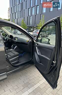Позашляховик / Кросовер Mazda CX-5 2013 в 