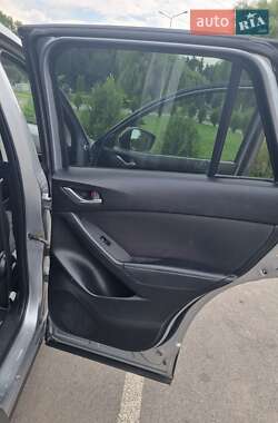 Позашляховик / Кросовер Mazda CX-5 2013 в 