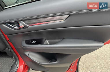 Позашляховик / Кросовер Mazda CX-5 2020 в 