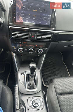 Позашляховик / Кросовер Mazda CX-5 2014 в 