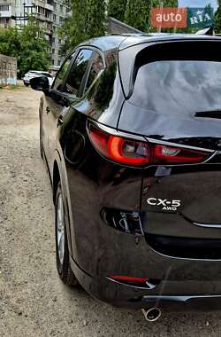 Позашляховик / Кросовер Mazda CX-5 2024 в 