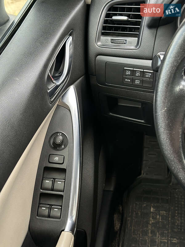 Позашляховик / Кросовер Mazda CX-5 2012 в Києві