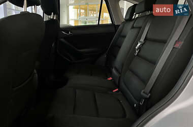 Позашляховик / Кросовер Mazda CX-5 2016 в 
