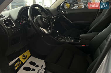Позашляховик / Кросовер Mazda CX-5 2016 в 