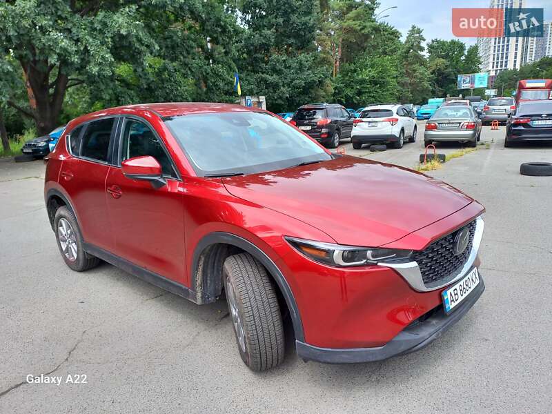 Позашляховик / Кросовер Mazda CX-5 2023 в 
