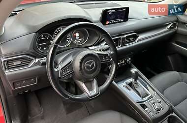 Позашляховик / Кросовер Mazda CX-5 2017 в 