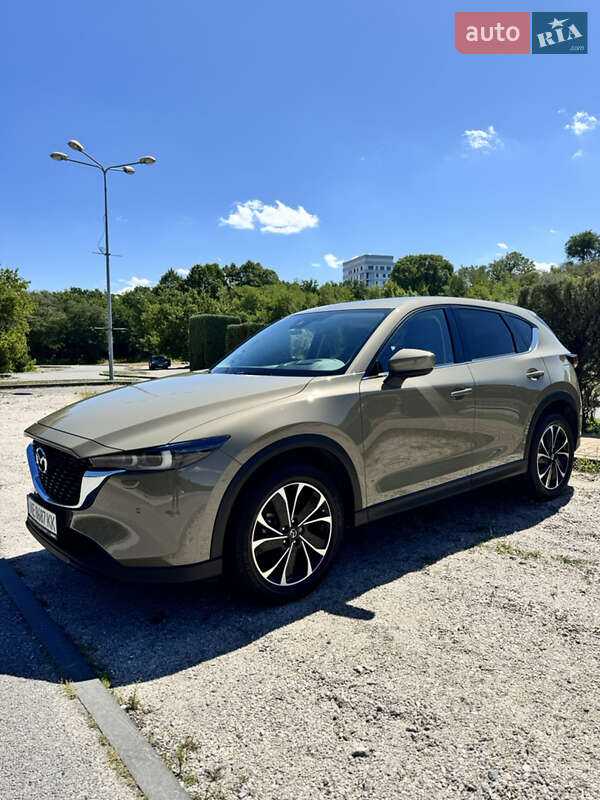 Внедорожник / Кроссовер Mazda CX-5 2023 в 