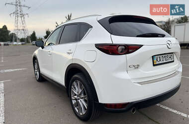 Позашляховик / Кросовер Mazda CX-5 2019 в 