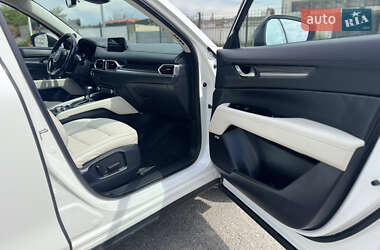 Позашляховик / Кросовер Mazda CX-5 2019 в 