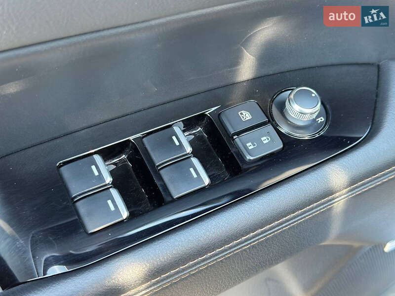 Позашляховик / Кросовер Mazda CX-5 2023 в Дніпрі