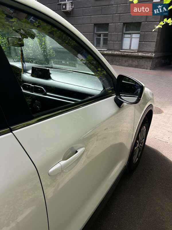 Позашляховик / Кросовер Mazda CX-5 2017 в Києві