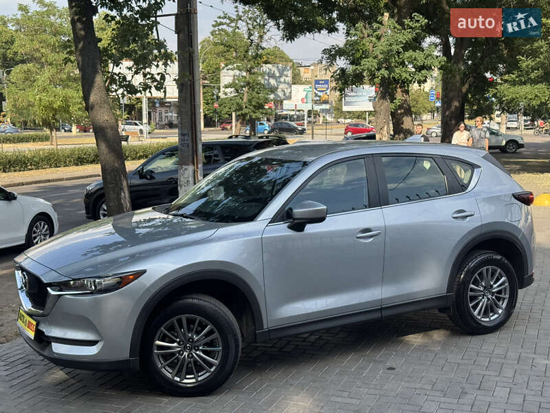 Позашляховик / Кросовер Mazda CX-5 2017 в Миколаєві